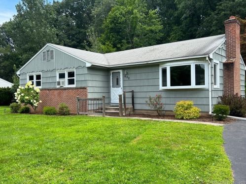 622 Stone Rd, Windsor CT  06095-1035 exterior