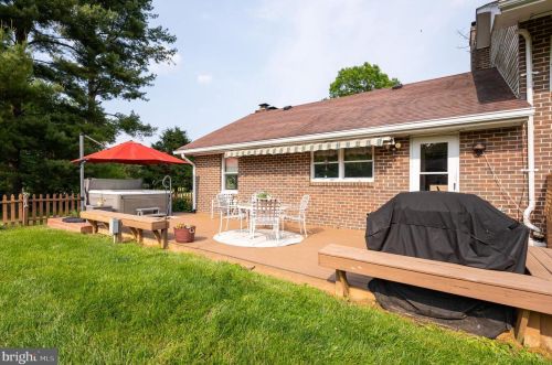 3153 Engle Molers Rd, Harpers Ferry WV  25425-5365 exterior
