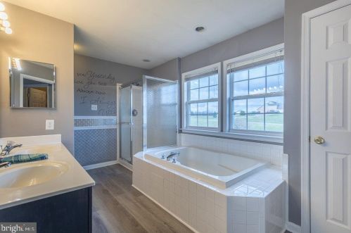 10077 Lindale Ave, Upton PA  17225-8373 exterior