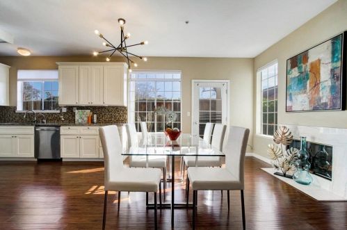 935 Old County Rd, Belmont, CA 94002-2701
