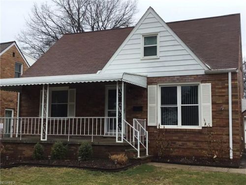 14600 Harley Ave, Cleveland, OH 44111-2137