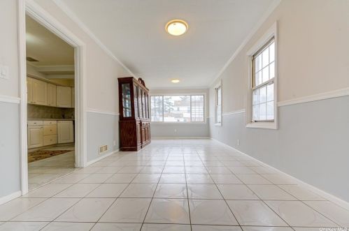 45 Barbara St, Floral Park NY  11003-3603 exterior