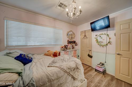 7830 17 Ave, Phoenix AZ 85023-2569 exterior