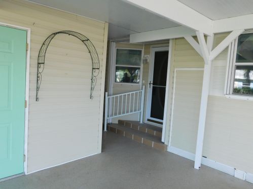 8130 9th Hole Dr, Fort Pierce, FL 34952-3173