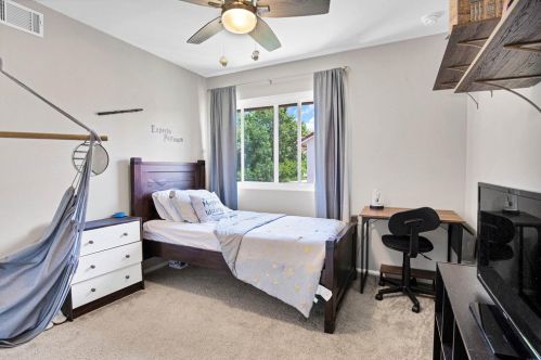 39810 Amberley Cir, Temecula CA  92591-7007 exterior