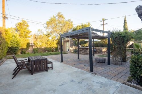 6540 Denny Ave, North Hollywood CA  91602-1446 exterior