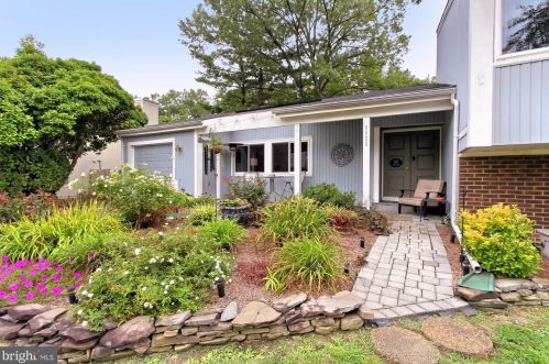 8629 Reseca Ln, Springfield VA  22152-1409 exterior