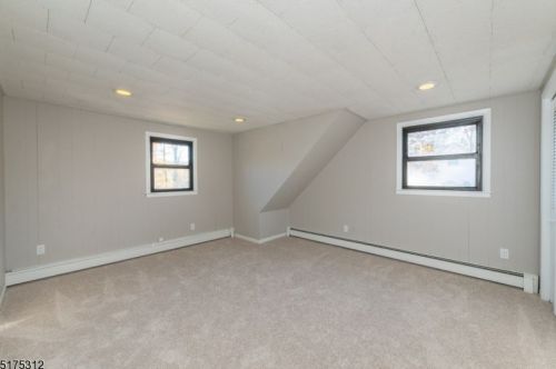 452 Rdg Rd, West Milford Lakes NJ  exterior