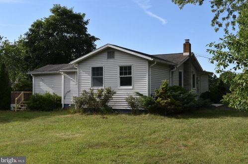 234 Brick Rd, Mc Connellsburg, PA 17233-8015