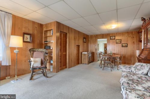 101 Rosanna St, Hummelstown PA  17036-1519 exterior