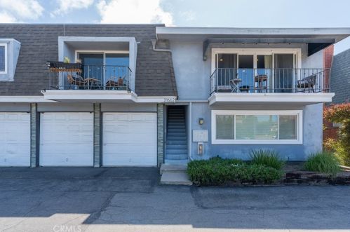 21662 Brookhurst St, Huntington Beach, CA 92646-8159