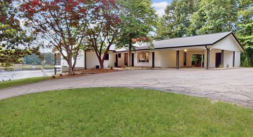 1001 Oldham Lake Rd, Sanford, NC 27330-9013