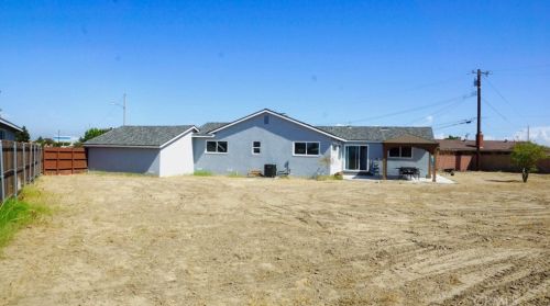 7442 Mcneil Way, Buena Park CA  90620-1746 exterior