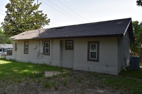 1123 Hawthorne Ave, Apopka FL  32703-6399 exterior