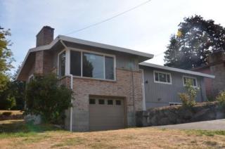 8547 124th St, Seattle, WA 98178-4546
