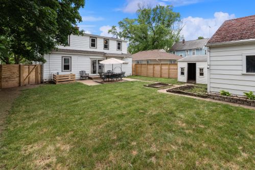 202 Estberg Ave, Waukesha, WI 53186-6107