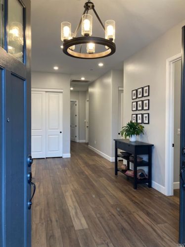309 Pacific Heights Dr, Santa Rosa, CA 95403-7513