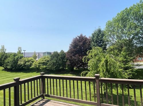 4 Saratoga Ct, Easton PA  18040-1046 exterior