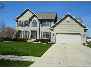4 Sussex Ln, Cheektowaga, NY 14086-9458