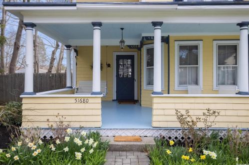 51680 Route 25, Southold, NY 11971-4618