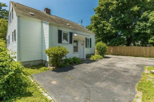 6 Reservoir Ave, Providence RI  02907-3430 exterior
