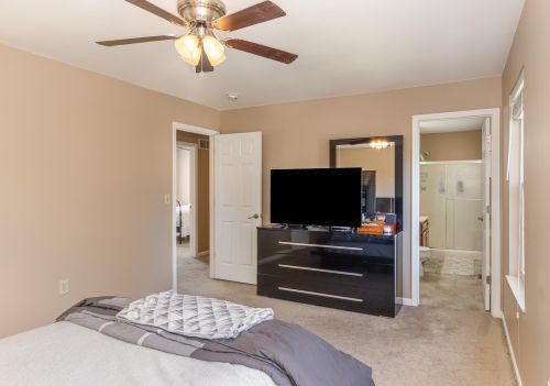 7564 Thunder Ridge Dr, Florence KY  41042-8268 exterior