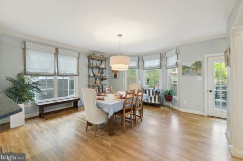 610 Poplar Dr, Falls Church VA  22046-2838 exterior