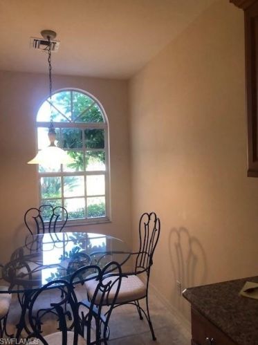 1580 Clermont Dr, Naples, FL 34109-0302