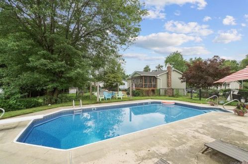 145 Purple Martin Rd, Montgomery NY  12549-1727 exterior