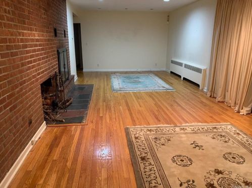 20 Lincoln Pl, White Plains NY  10603-2152 exterior