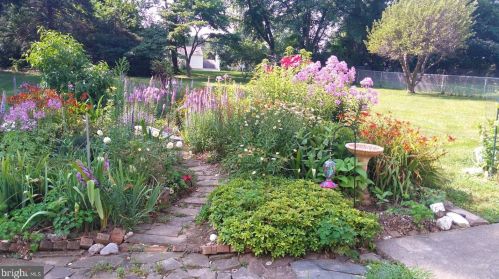316 Newtown Richboro Rd, Southampton, PA 18954-1710