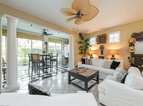 300 Lambiance Cir, Naples, FL 34108-7702