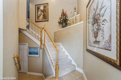 10450 Smokehouse Bay Dr, Naples, FL 38202-4684