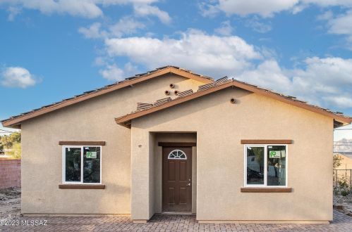2304 2nd Ave, Tucson, AZ 85713-5713