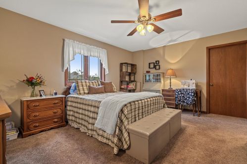 4958 Bayfield Dr, Waterford WI  53185-3376 exterior