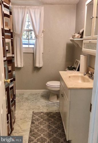 73 Peony St, Browns Mills NJ  exterior