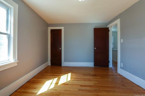 2 Wilbur Blvd, Poughkeepsie NY  12603-3406 exterior