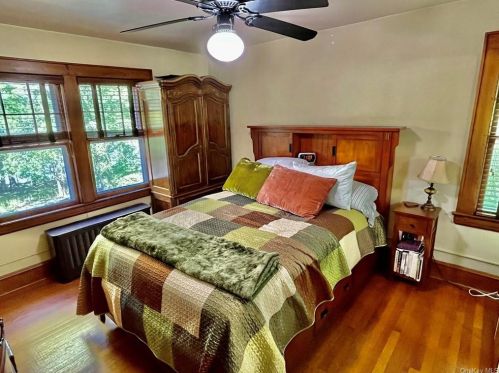 226 Old Mill Rd, West Nyack NY  10994-1414 exterior