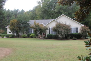 1105 Saddle Hill Rd, Greenwood, SC 29646-9482