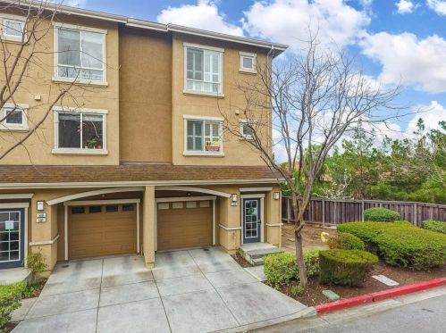 512 Tower Hill Ave, San Jose, CA 95136-3732