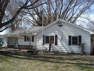 416 Stanton St, Ripon, WI 54971-1130