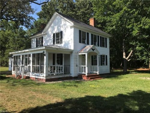 3066 Bethel Beach Rd, Onemo, VA 23130-2011