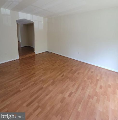 9050 Gavelwood Ct, Springfield VA  22153-1125 exterior