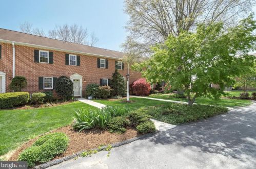 946 Eagle Ln, Longlevel, PA 17368-9623