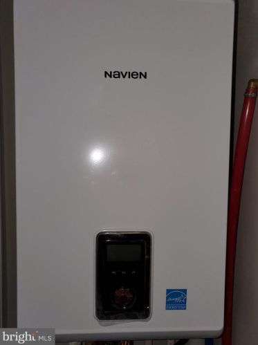 42 Bayberry Ln, Willingboro NJ  08046-1608 exterior