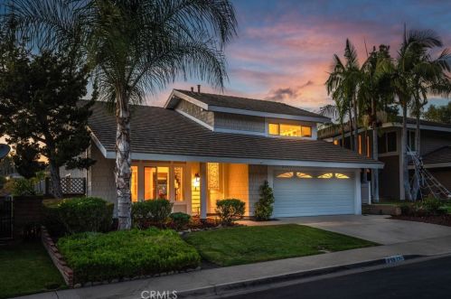 21911 Raintree Ln, El Toro, CA 92630-5723