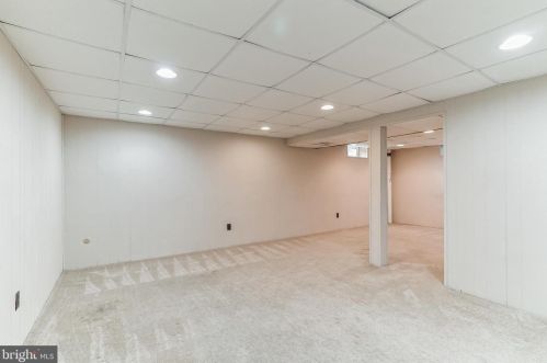 907 Quincy Dr, Yardley PA  19067-2902 exterior