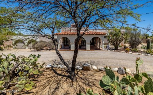 7229 San Anna Dr, Tucson, AZ 85704-1941