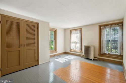 127 Bellevue Ave, Langhorne PA 19047-5264 exterior