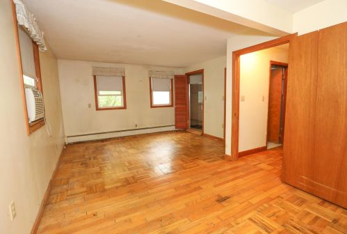 16 Fordway Rd, Raymond NH  03077-2459 exterior